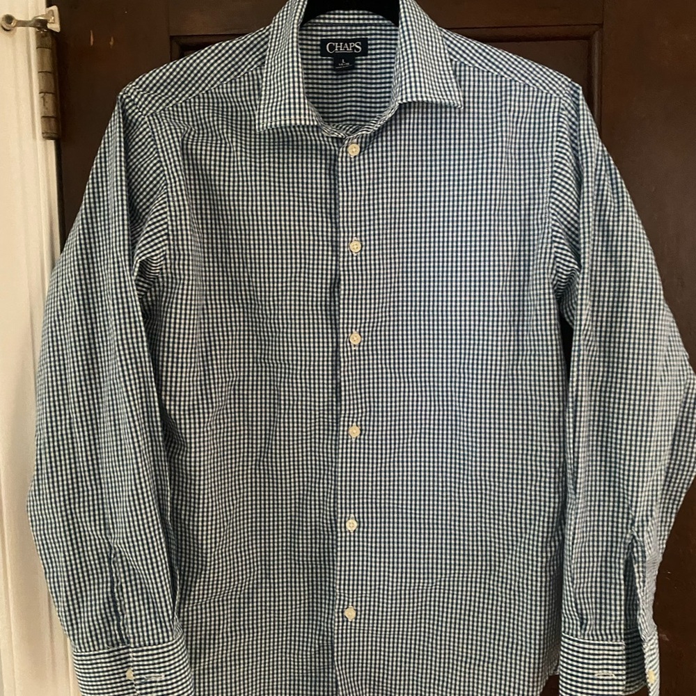 Chaps boys button down excellent used condition size 14-16